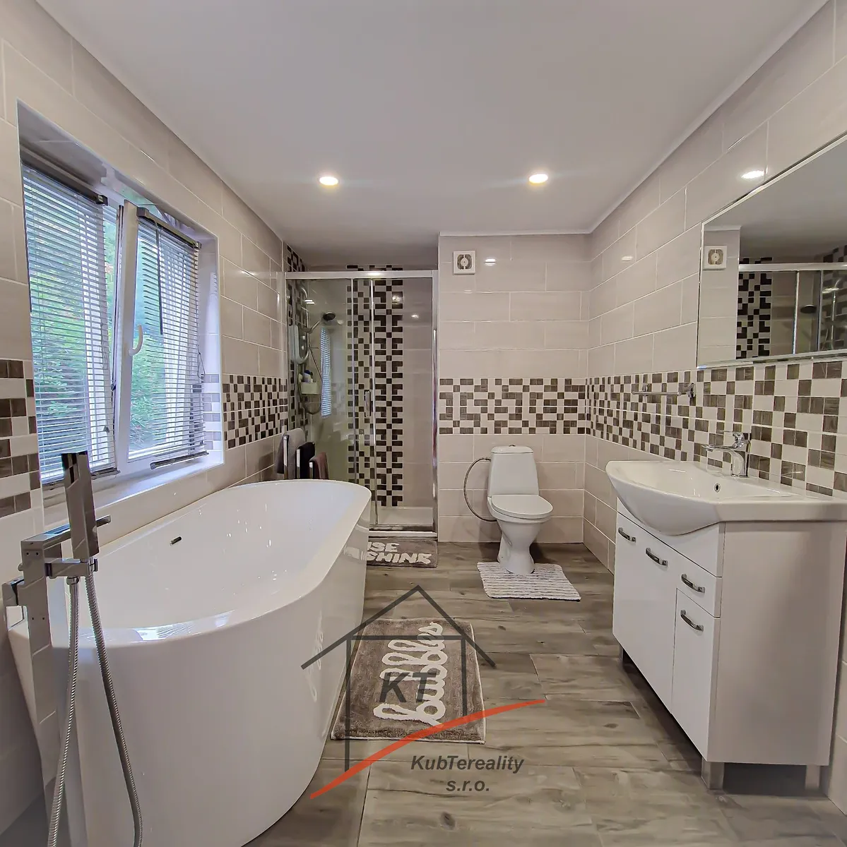 Prodej rodinného domu 170 m², pozemek 159 m²